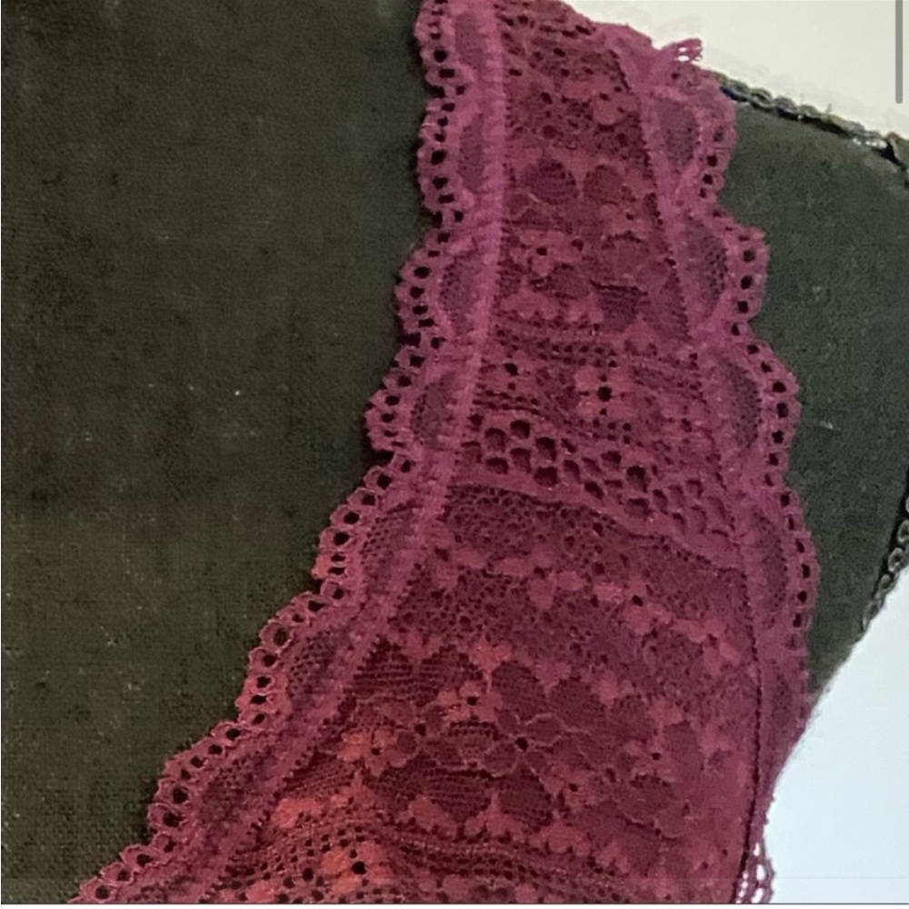Victoria’s Secret•XL•Berry Sweet Cabernet Racerback Lace Bralette - Picture 4 of 12